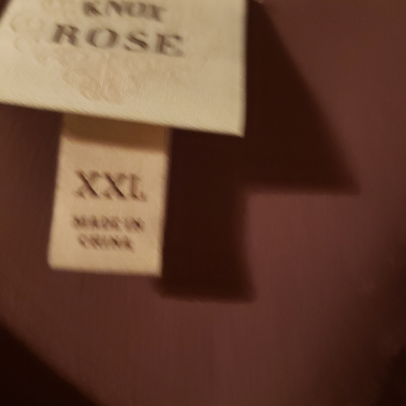 Top - Picture 2 of 2